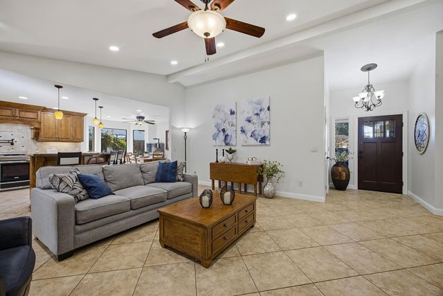 2418 E Princeton Avenue, Visalia, CA 93292