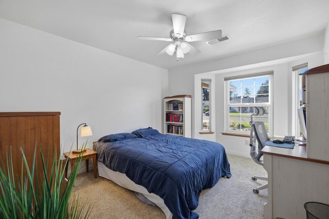 2418 E Princeton Avenue, Visalia, CA 93292