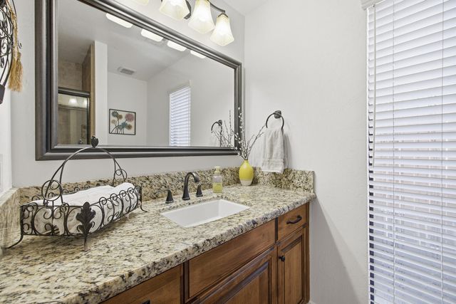 2418 E Princeton Avenue, Visalia, CA 93292