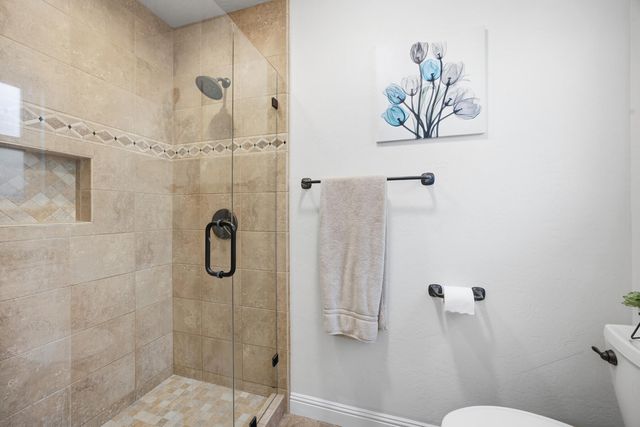 2418 E Princeton Avenue, Visalia, CA 93292