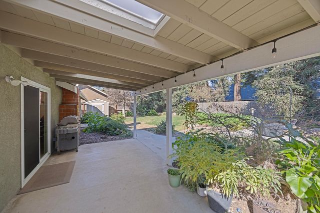 2418 E Princeton Avenue, Visalia, CA 93292