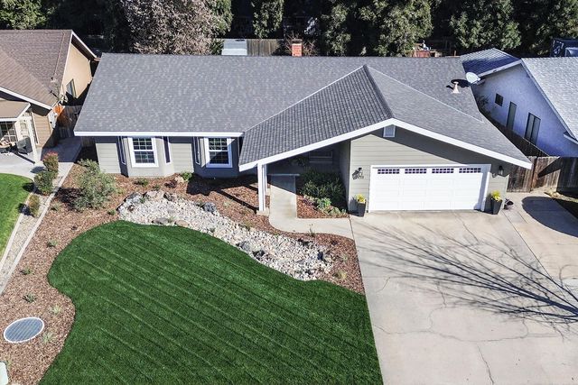 2418 E Princeton Avenue, Visalia, CA 93292