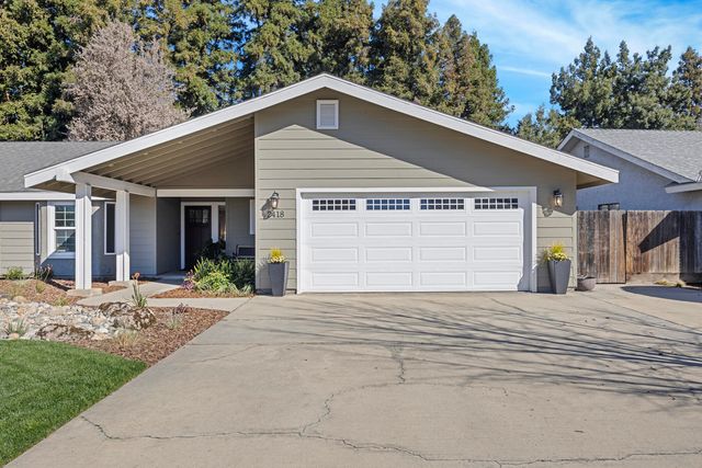 2418 E Princeton Avenue, Visalia, CA 93292