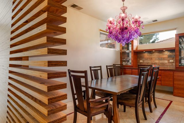 8808 Primrose Court NE, Albuquerque, NM 87122