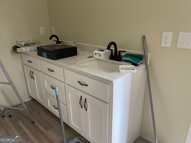 4444 County Line Road, Mansfield, GA 30055