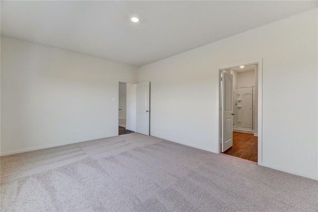 105 Brunswick LN, Jarrell, TX 76537