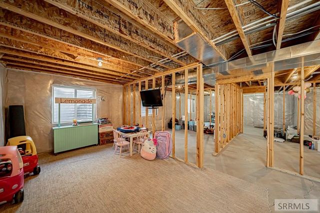 315 Pointe Drive, Idaho Falls, ID 83401