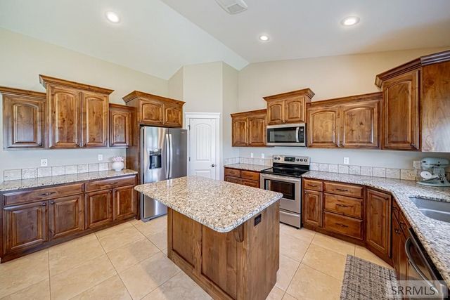 315 Pointe Drive, Idaho Falls, ID 83401