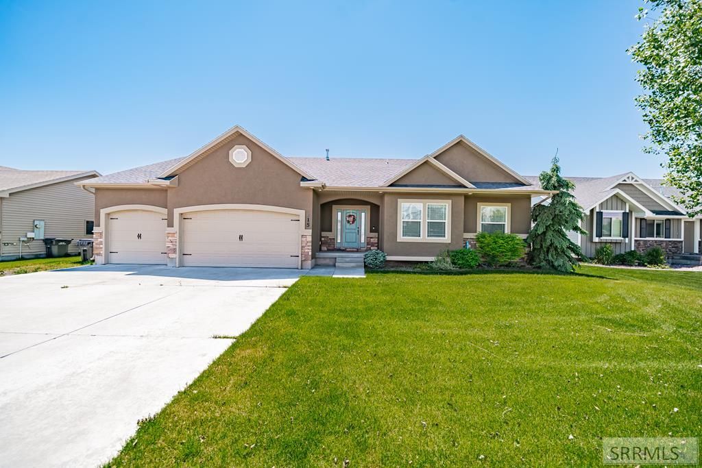 315 Pointe Drive, Idaho Falls, ID 83401