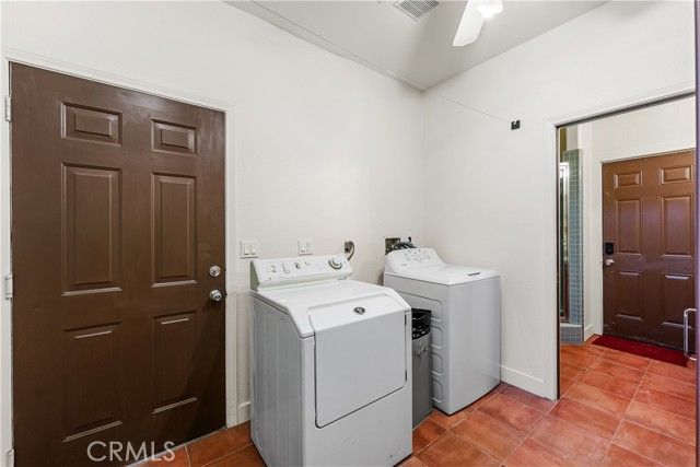 8549 W Avenue D2, Lancaster, CA 93536