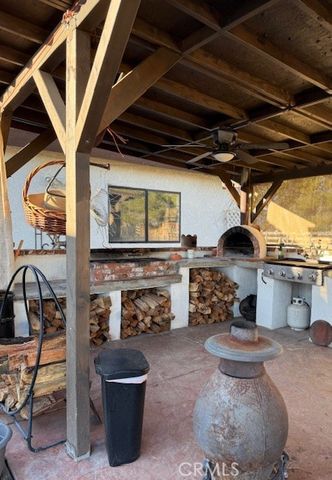 8549 W Avenue D2, Lancaster, CA 93536