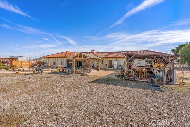 8549 W Avenue D2, Lancaster, CA 93536