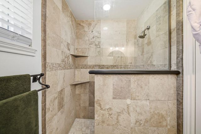 10723 Wickersham Lane, Houston, TX 77042