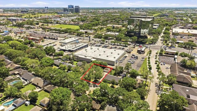 10723 Wickersham Lane, Houston, TX 77042