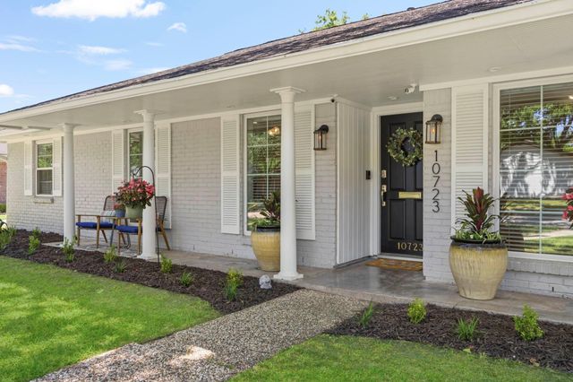 10723 Wickersham Lane, Houston, TX 77042