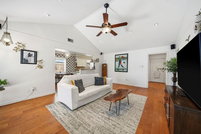 10723 Wickersham Lane, Houston, TX 77042