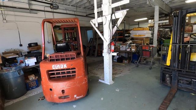 812 Lisbon Ave, Oakland, CA 94601