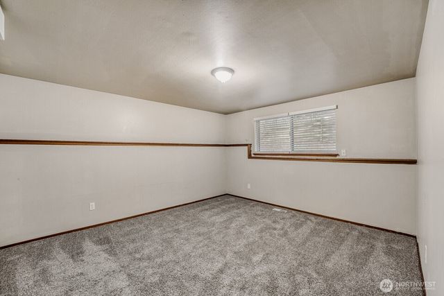 29836 6th Avenue S, Federal Way, WA 98003