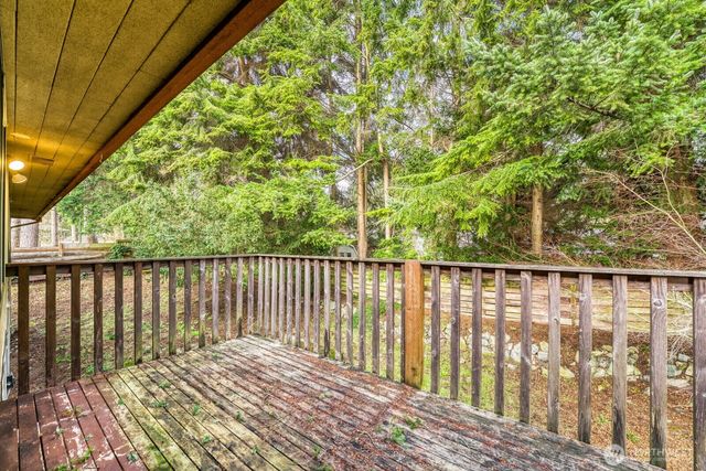 29836 6th Avenue S, Federal Way, WA 98003