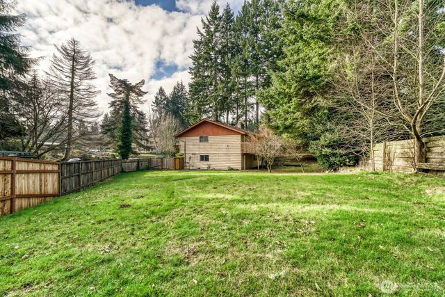 29836 6th Avenue S, Federal Way, WA 98003