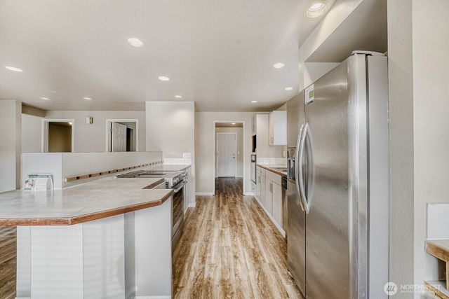 29836 6th Avenue S, Federal Way, WA 98003