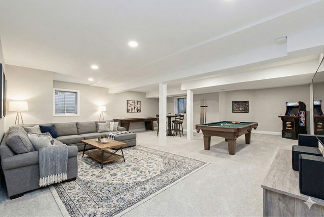 4711 Snapjack Circle, Naperville, IL 60564