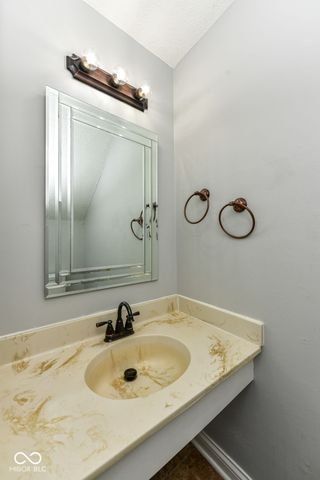 4458 Abby Creek Lane, Indianapolis, IN 46205