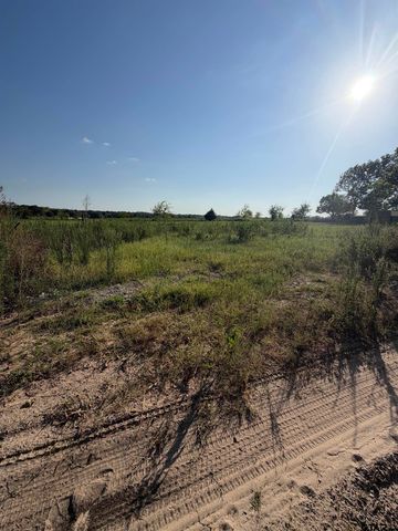 10392 Fm 859, Edgewood, TX 75117