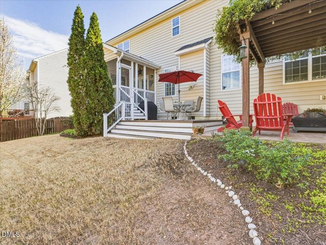 105 Muses Mill Court, Holly Springs, NC 27540