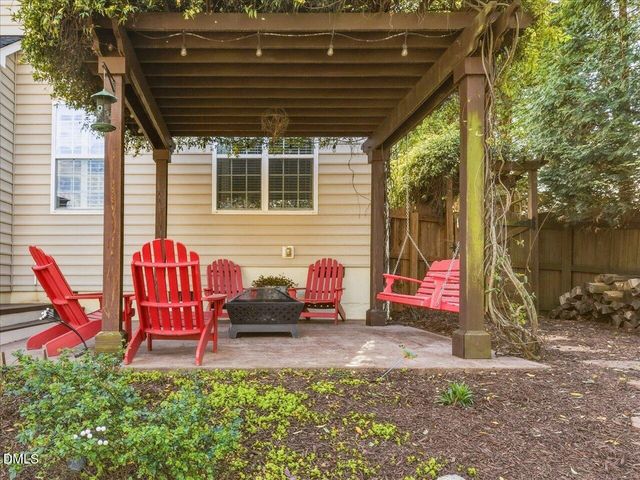 105 Muses Mill Court, Holly Springs, NC 27540