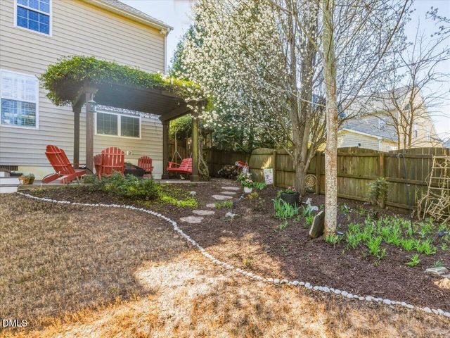 105 Muses Mill Court, Holly Springs, NC 27540