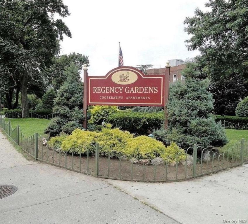 78-05 141st Street 2L, Kew Garden Hills, NY 11367 — exterior