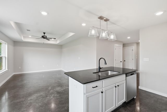 106 Parkway Avenue, Morrilton, AR 72110