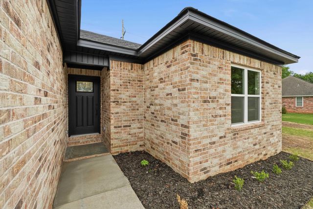 106 Parkway Avenue, Morrilton, AR 72110