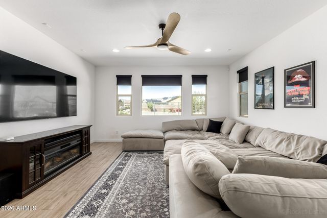 11886 N 189TH Lane, Surprise, AZ 85388