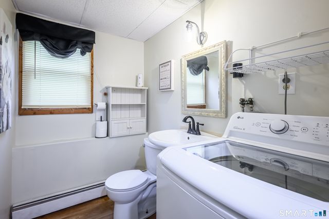 17 Lyme Street, Windsor, CT 06095