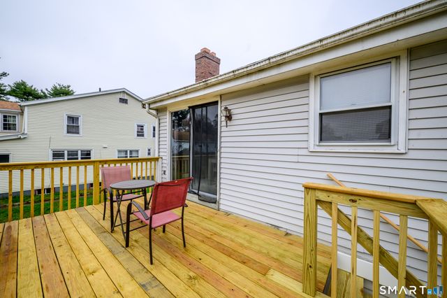 17 Lyme Street, Windsor, CT 06095