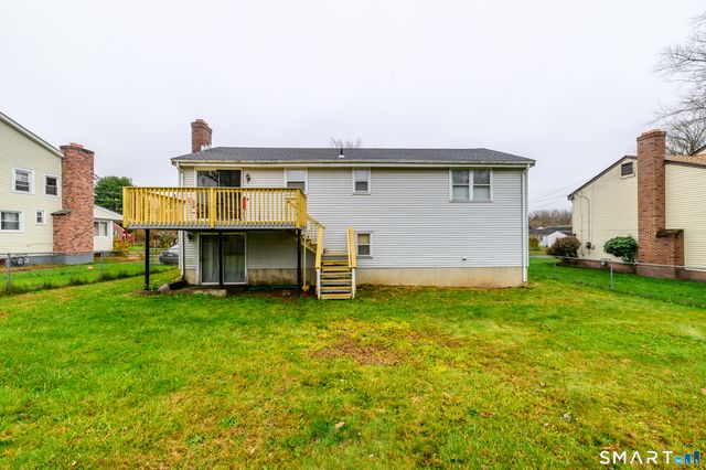 17 Lyme Street, Windsor, CT 06095