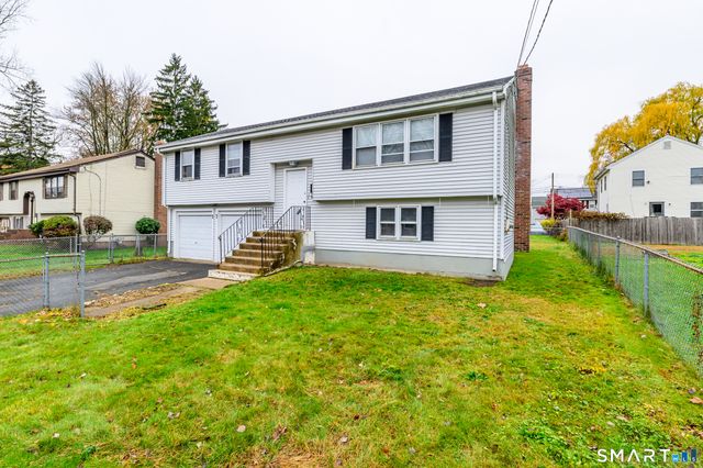 17 Lyme Street, Windsor, CT 06095