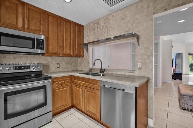 1851 SW 116th Way, Miramar, FL 33025
