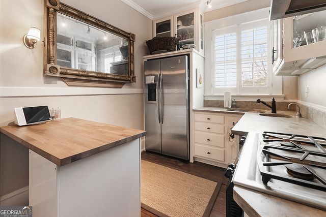 7 Park Lane NE APT J, Atlanta, GA 30309