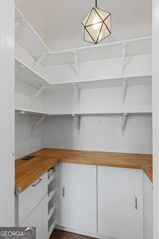 7 Park Lane NE APT J, Atlanta, GA 30309