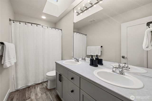 25010 235th Court SE, Maple Valley, WA 98038