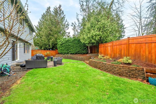 25010 235th Court SE, Maple Valley, WA 98038