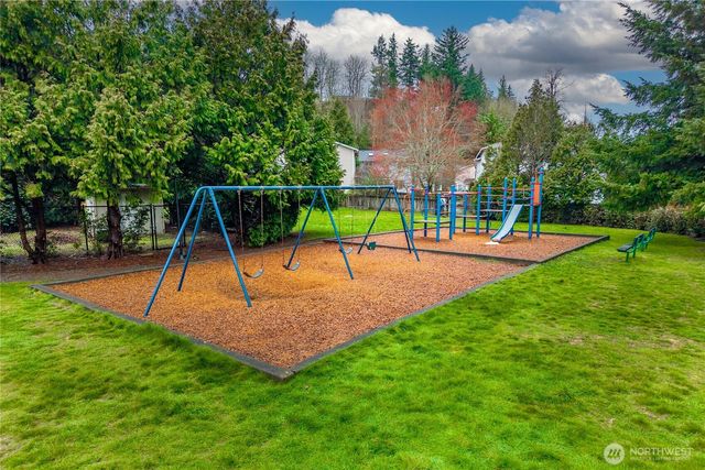 25010 235th Court SE, Maple Valley, WA 98038