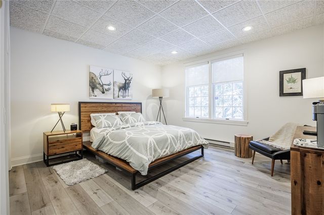 14 Connemara Drive, Pittsford, NY 14534