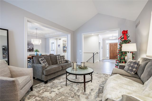 14 Connemara Drive, Pittsford, NY 14534