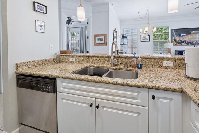 325 NW 14TH STREET 205, Gainesville, FL 32603