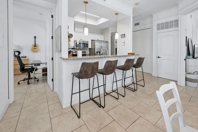 325 NW 14TH STREET 205, Gainesville, FL 32603