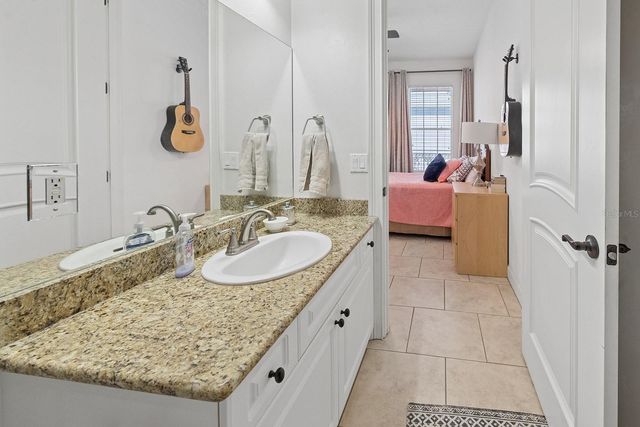 325 NW 14TH STREET 205, Gainesville, FL 32603